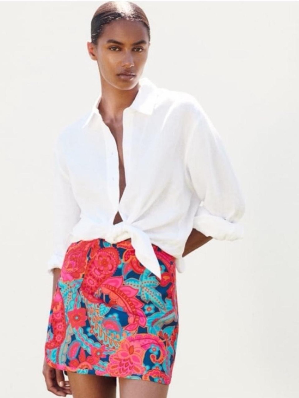 Zara XS Mini multi-coloured floral skirt NWOT